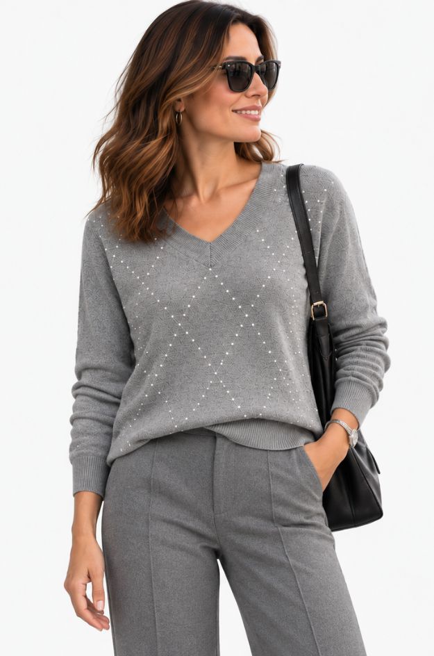 Jersey gris con pedrería y escote pico - Passioni