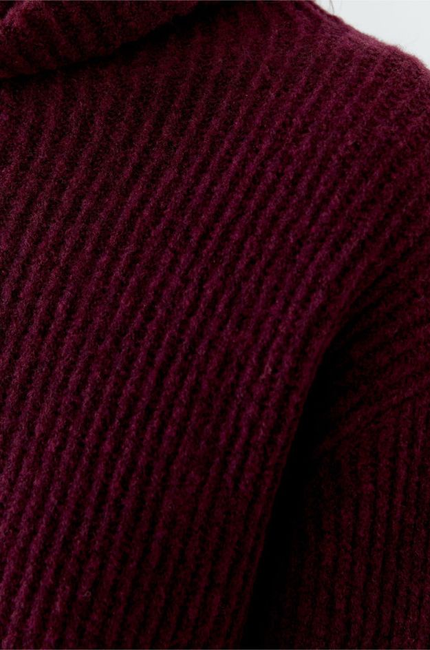 Jersey de punto canalé oversize con cuello alto zarzamora - Oui - Imagen 6